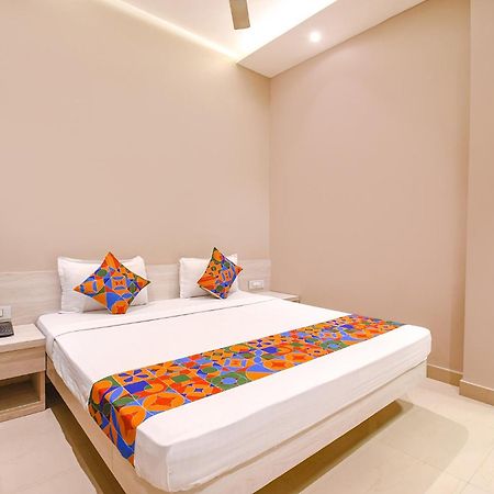Fabhotel Kitchen Q Inn - Belaghata Колката Екстер'єр фото