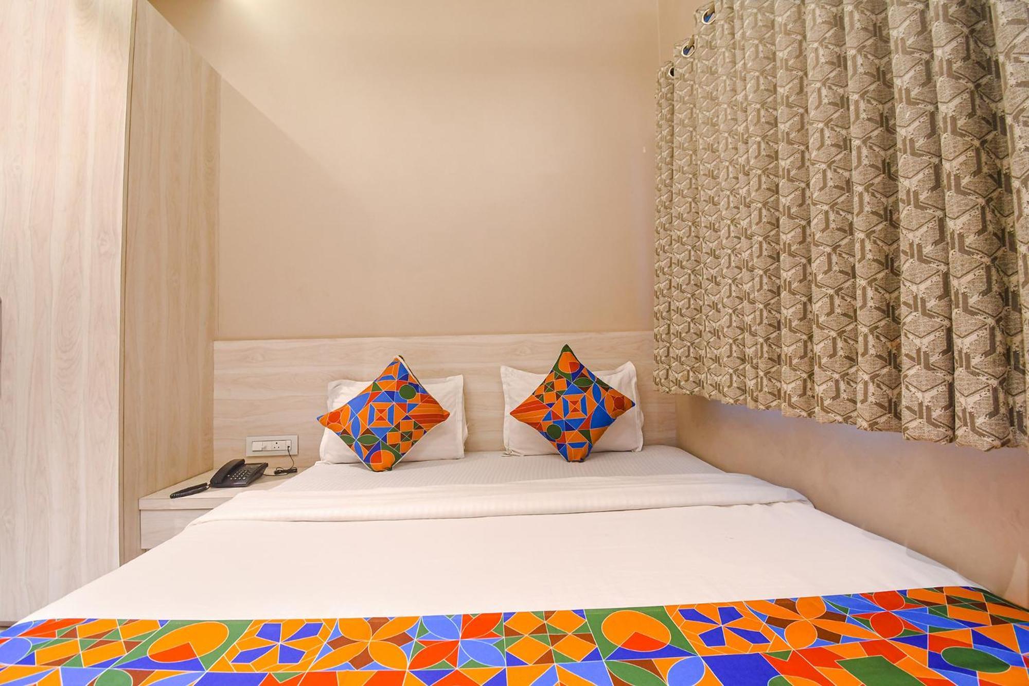 Fabhotel Kitchen Q Inn - Belaghata Колката Екстер'єр фото