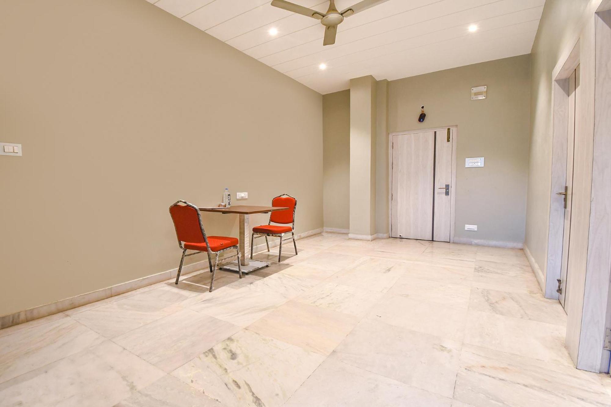 Fabhotel Kitchen Q Inn - Belaghata Колката Екстер'єр фото
